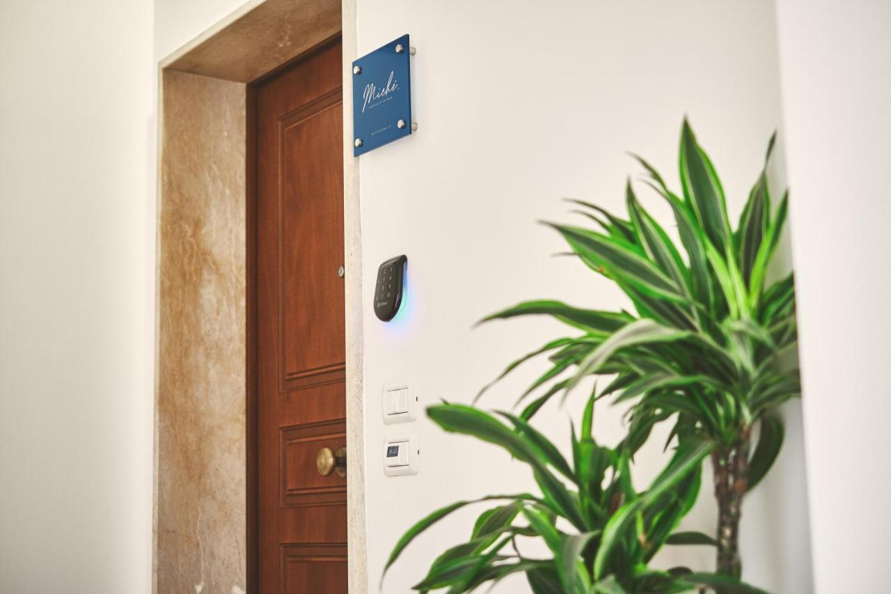 Miche Luxury Home - Appartamento Vista Mare A Trani Kültér fotó